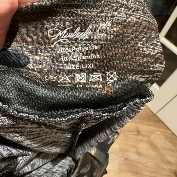 Camouflage shorts - Picture 3 of 3